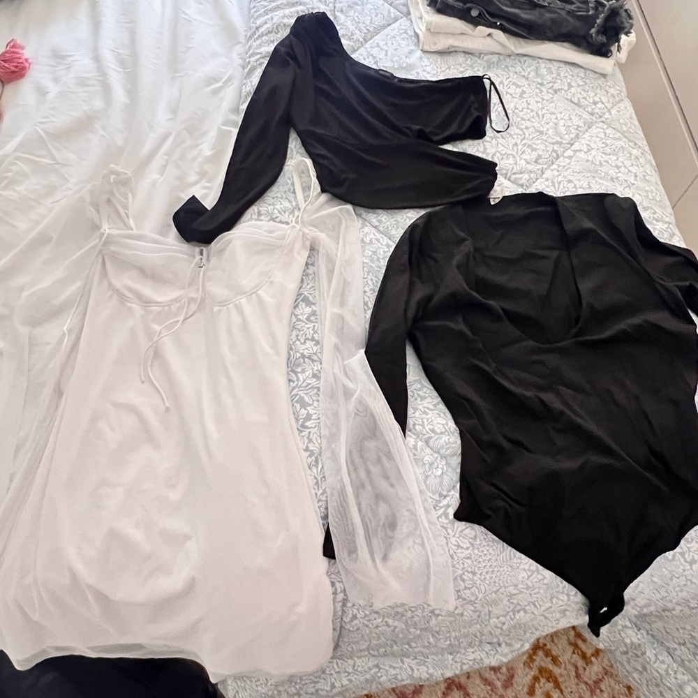 B&W Long Sleeve Bundle